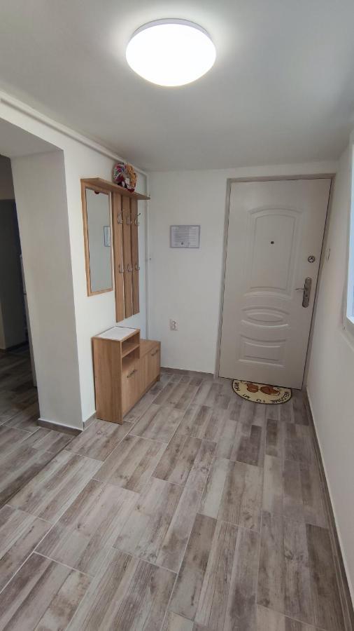 Freedom-Fehervar Apartman Székesfehérvár Exterior foto
